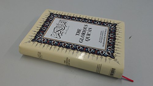 Imagen de archivo de The Glorious Qur'an a la venta por WorldofBooks
