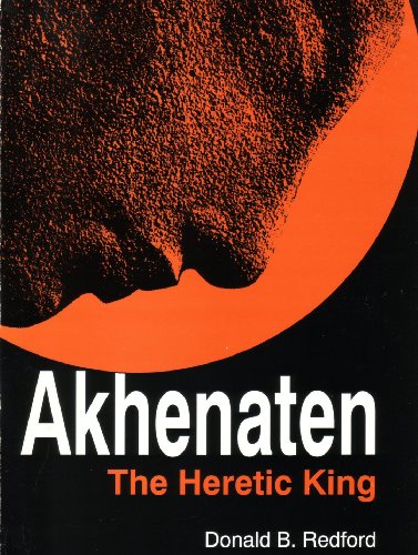 9789774242045: Akhenaten: The Heretic King