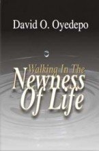 9789782905260: Walking in the newness of life