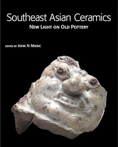 Imagen de archivo de Southeast Asian Ceramics a la venta por Ludilivre Photobooks