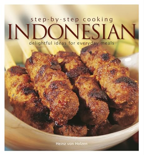 Imagen de archivo de Step-by-step Cooking: Indonesian a la venta por WorldofBooks
