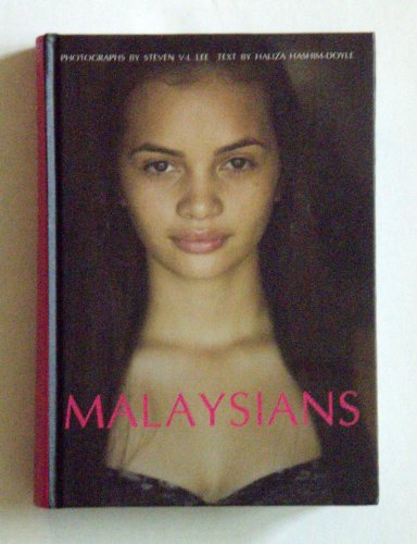 Stock image for Malaysians. Photographs by Steven V-L lee for sale by Antiquariaat Die Sammlung