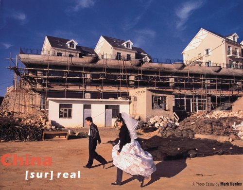 Mark Henley. A Photo Essay. China (sur)real