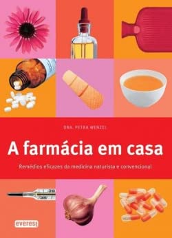 Stock image for A FARMACIA EM CASA for sale by AG Library