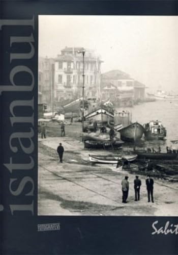 Stock image for Istanbul. [Album of photographs]. for sale by BOSPHORUS BOOKS