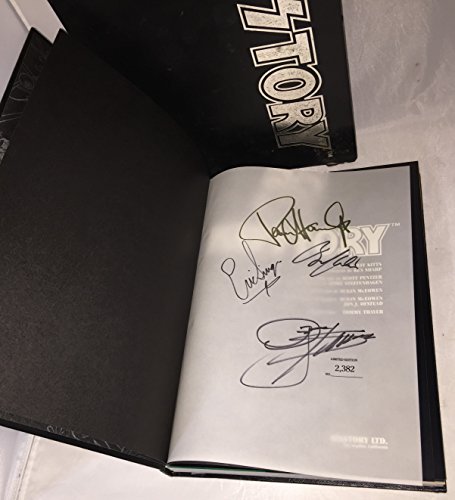 Imagen de archivo de Kisstory: 440 Pages from the Bands Own Private Collection/Signed and Limited Edition a la venta por Book Deals