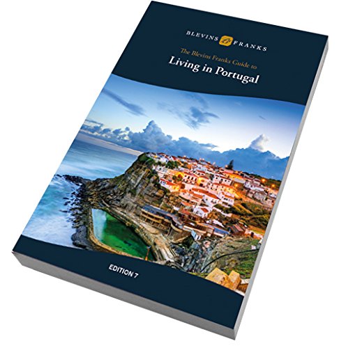 Imagen de archivo de The Blevins Franks Guide to Living in Portugal (Edition 7) a la venta por AwesomeBooks