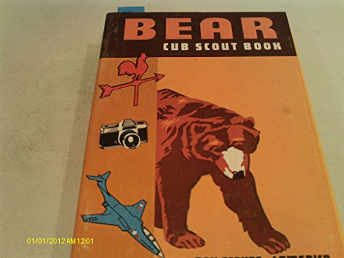 Bear Cub Scout Book (9789998865198) by Boy Scouts Of America