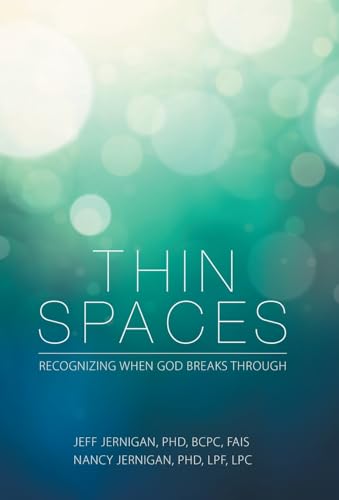 9798385012169: Thin Spaces: Recognizing When God Breaks Through