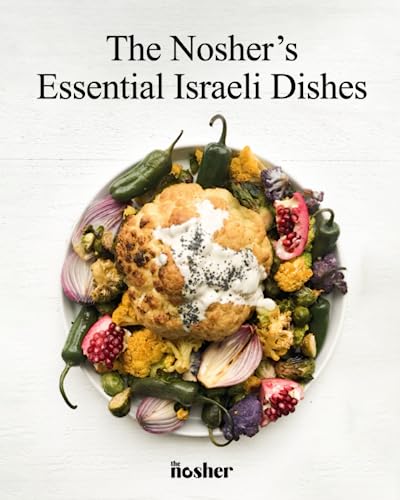 Imagen de archivo de The Noshers Essential Israeli Dishes a la venta por Better World Books: West