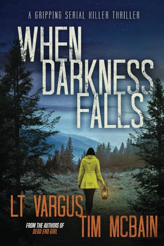 Stock image for When Darkness Falls (Violet Darger FBI Mystery Thriller) for sale by Half Price Books Inc.