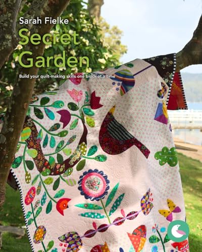 Beispielbild fr The Secret Garden Quilt Pattern and Videos: Build your quilt-making skills one step at a time zum Verkauf von GreatBookPrices