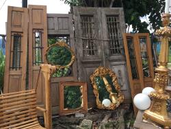 Historical Antiques & Collectibles